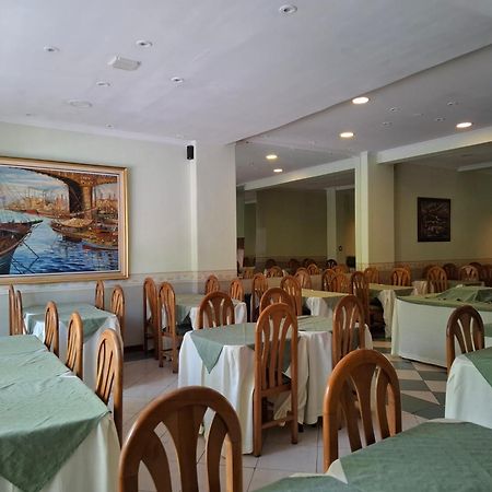 Hotel Ariosto Мендоса Екстериор снимка