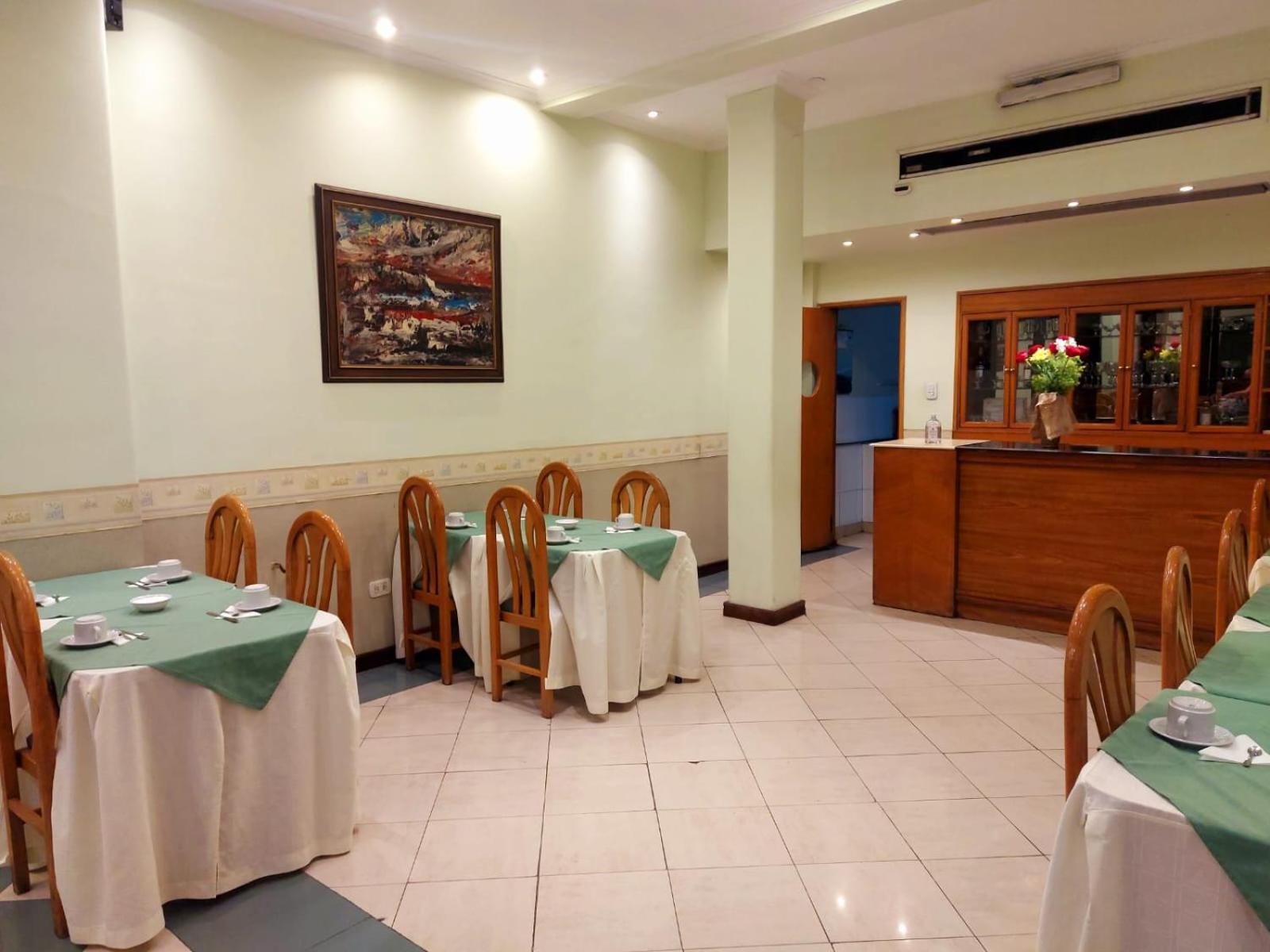 Hotel Ariosto Мендоса Екстериор снимка