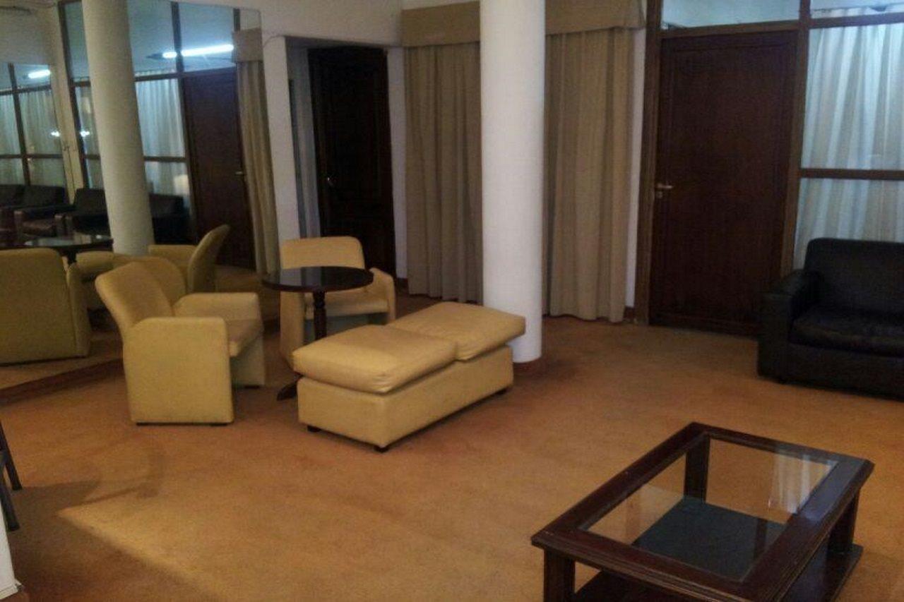 Hotel Ariosto Мендоса Екстериор снимка
