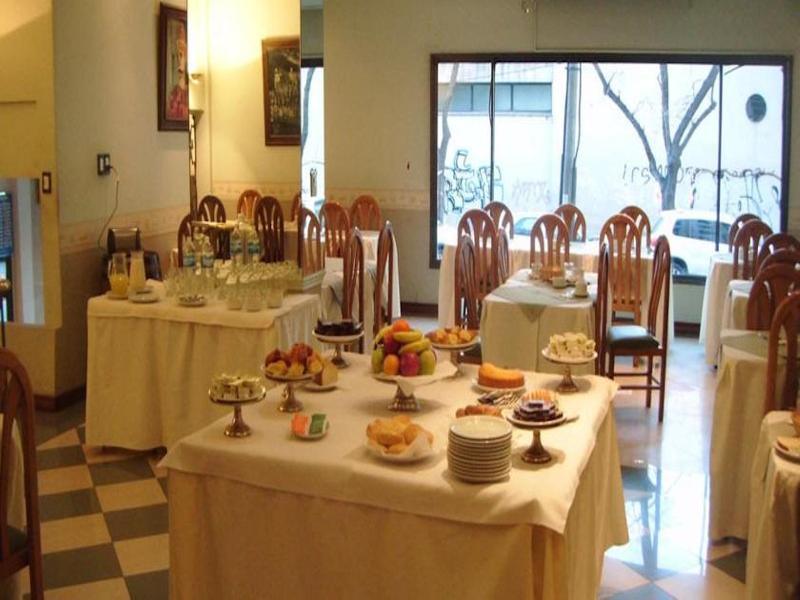 Hotel Ariosto Мендоса Екстериор снимка